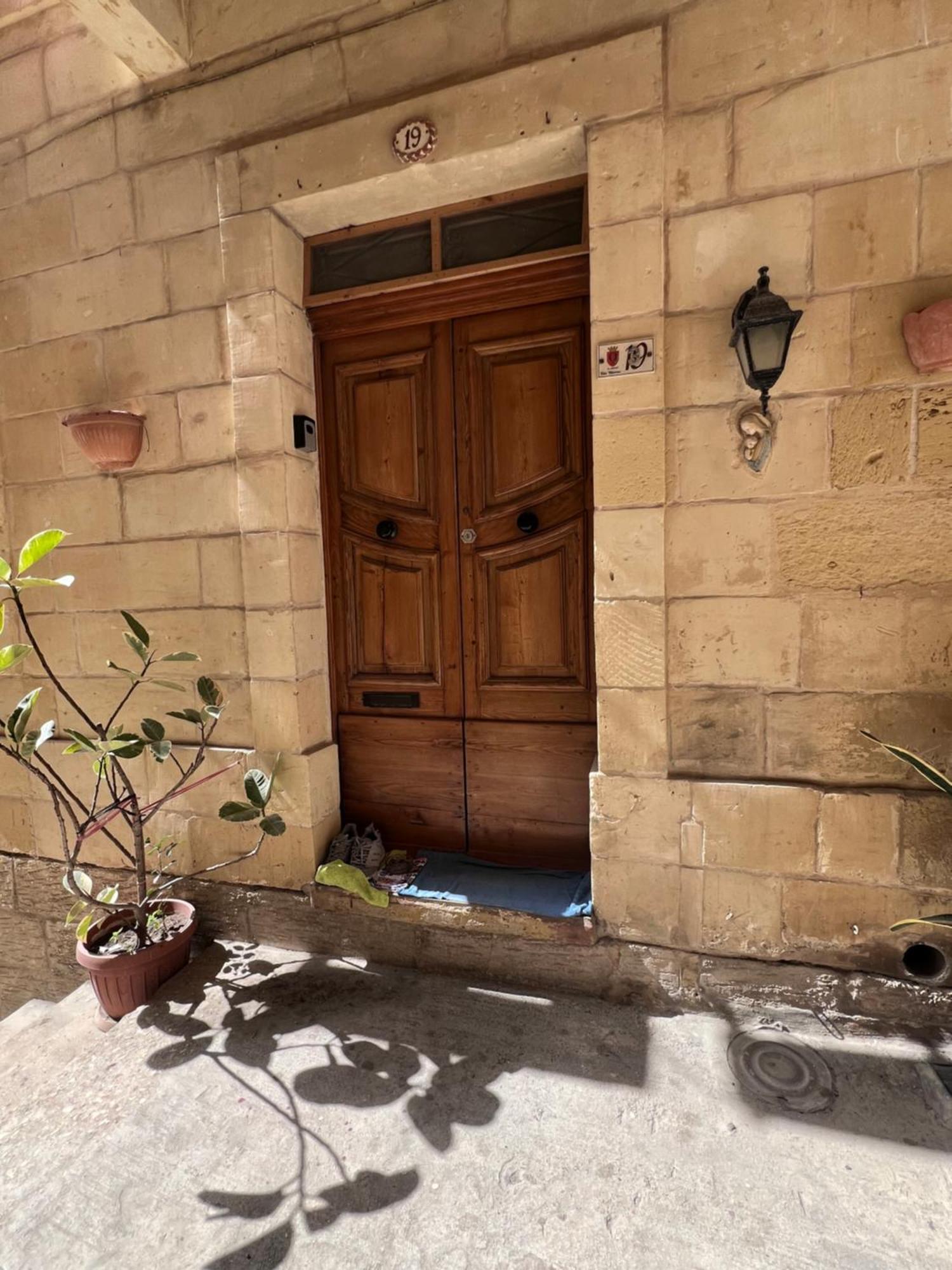 Three Apartment Il-Il-Birgu Extérieur photo